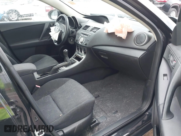2011 Mazda 3 i Sport with VIN JM1BL1UFXB1442981, listed as a IAAI auction lot 41974300 with 112,601 mi miles. Bid and sale history available at carsss.com. Image 5.