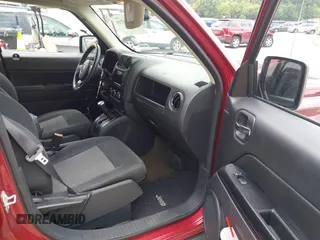 2016 Jeep Patriot High Altitude with VIN 1C4NJRFB6GD673703, listed as a IAAI auction lot 42694735 with 84,067 mi miles and . Bid and sale history available at DreamBid. Image 5.