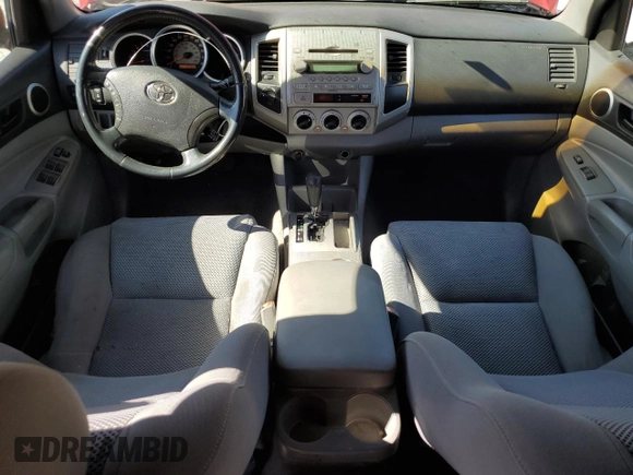 2005 Toyota Tacoma z VIN 5TELU42N35Z015438, wystawiony jako Copart lot #58360145 z przebiegiem 132 804 mil mil oraz Szkoda całkowita • Salvage title. Historia ofert i sprzedaży dostępna na DreamBid. Obrazek 8.