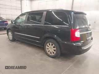 2013 Chrysler Town & Country Touring z VIN 2C4RC1BG0DR742005, wystawiony jako IAAI lot #42386516 z przebiegiem 200 982 mil mil oraz . Historia ofert i sprzedaży dostępna na DreamBid. Obrazek 3.