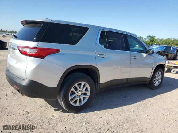 2021 Chevrolet Traverse LS with VIN 1GNERFKW9MJ228909, listed as a Copart auction lot 52132165 with 61,943 mi miles and Salvage Title. Bid and sale history available at carsss.com. Image 3.