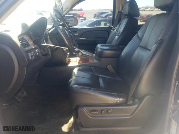 2008 Chevrolet Avalanche LTZ with VIN 3GNFK12368G264419, listed as a Copart auction lot 50466875 with 167,172 mi miles and Salvage Title. Bid and sale history available at carsss.com. Image 7.