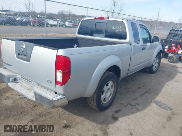 2006 Nissan Frontier SE z VIN 1N6AD06U26C413951, wystawiony jako IAAI lot #41461235 z przebiegiem 236 280 mil mil oraz . Historia ofert i sprzedaży dostępna na DreamBid. Obrazek 4.