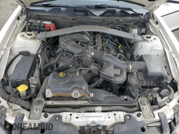 2013 Ford Mustang V6 with VIN 1ZVBP8EM6D5264800, listed as a Copart auction lot 52551845 with 185,217 mi miles and Salvage title. Bid and sale history available at DreamBid. Image 11.