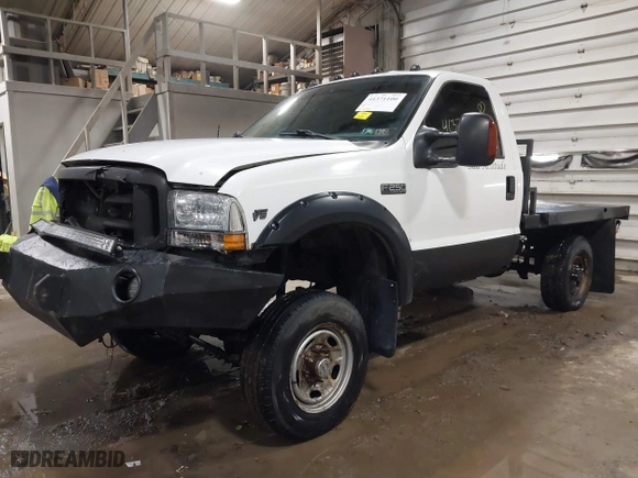 2002 Ford Super Duty F-250 XL with VIN 1FTNF21LX2EA20125, listed as a IAAI auction lot 41371100 with 127,245 mi miles. Bid and sale history available at carsss.com. Image 17.