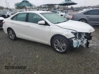 2017 Toyota Camry XLE with VIN 4T1BF1FK1HU393531, listed as a Copart auction lot 51310525 with 68,498 mi miles and Salvage Title. Bid and sale history available at carsss.com. Image 4.