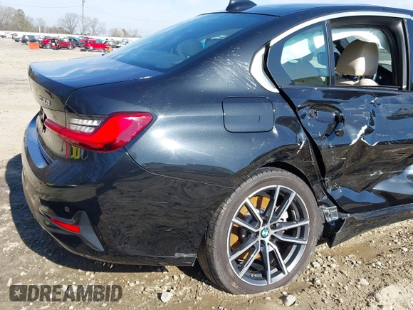 2020 BMW 3 Series 330i xDrive with VIN 3MW5R7J05L8B35758, listed as a IAAI auction lot 41680239 with 1 mi miles. Bid and sale history available at carsss.com. Image 19.