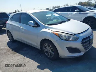 2016 Hyundai Elantra GT with VIN KMHD35LH4GU274453, listed as a IAAI auction lot 41989180 with 140,061 mi miles. Bid and sale history available at carsss.com. Image 1.