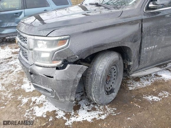 2015 Chevrolet Tahoe LT with VIN 1GNSCBKC0FR248246, listed as a IAAI auction lot 41002508 with 142,972 mi miles. Bid and sale history available at carsss.com. Image 6.