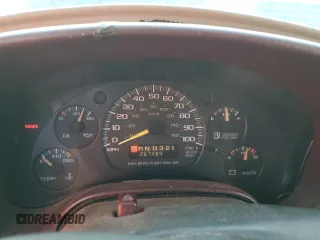 1998 GMC Safari z VIN 1GDDM19W5WB503552, wystawiony jako Copart lot #88247495 z przebiegiem 267 494 mil mil oraz Szkoda całkowita • Salvage title. Historia ofert i sprzedaży dostępna na DreamBid. Obrazek 9.