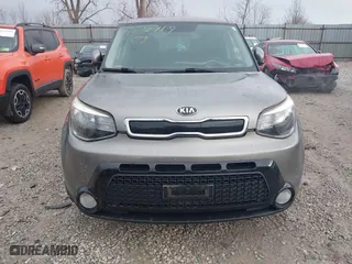 2016 Kia Soul + with VIN KNDJP3A5XG7241688, listed as a IAAI auction lot 41678769 with 164,823 mi miles. Bid and sale history available at carsss.com. Image 6.