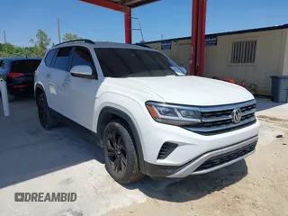2022 Volkswagen Atlas SE z VIN 1V2WP2CA0NC552690, wystawiony jako IAAI lot #42063765 z przebiegiem 35 284 mil mil oraz . Historia ofert i sprzedaży dostępna na DreamBid. Obrazek 1.