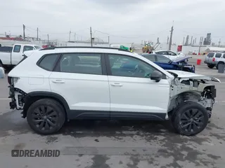 2023 Volkswagen Taos S с VIN 3VVDX7B24PM349742, выставлен на аукционе IAAI как лот 42029712 с пробегом 23 472 миль миль и . История ставок и продаж доступна на DreamBid. Изображение 14.