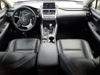 2015 Lexus NX 200t z VIN JTJBARBZXF2025892, wystawiony jako Copart lot #55451225 z przebiegiem 166 112 mil mil oraz Szkoda całkowita • Salvage title. Historia ofert i sprzedaży dostępna na DreamBid. Obrazek 8.