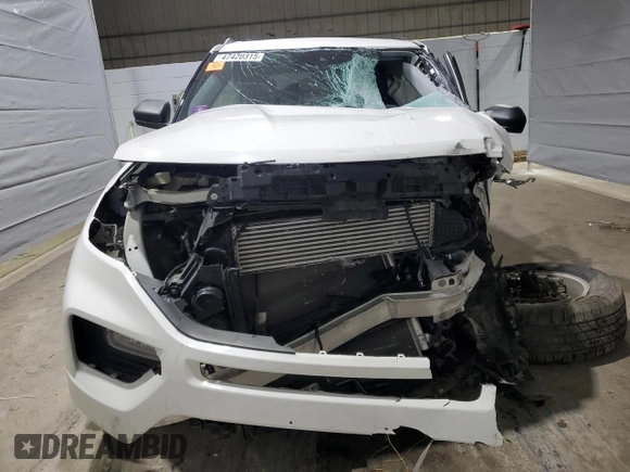 2020 Ford Explorer XLT with VIN 1FMSK8DH8LGC55228, listed as a Copart auction lot 47420315 with Not Provided miles and Salvage Title. Bid and sale history available at DreamBid. Image 5.