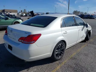 2005 Toyota Avalon XL with VIN 4T1BK36B55U020625, listed as a IAAI auction lot 41609693 with 150,975 mi miles and . Bid and sale history available at DreamBid. Image 4.