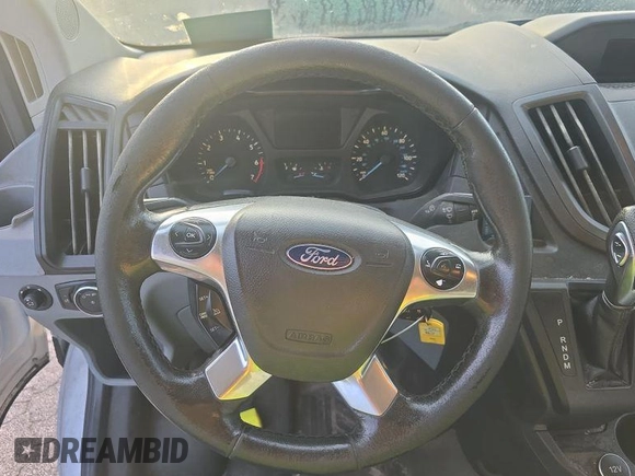 2019 Ford Transit z VIN 1FTYR2XG7KKA95980, wystawiony jako IAAI lot #42786940 z przebiegiem 143 713 mil mil oraz . Historia ofert i sprzedaży dostępna na DreamBid. Obrazek 25.