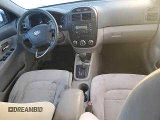2008 Kia Spectra EX z VIN KNAFE122885583042, wystawiony jako Copart lot #83485024 z przebiegiem 171 795 mil mil oraz Szkoda całkowita • Salvage title. Historia ofert i sprzedaży dostępna na DreamBid. Obrazek 8.