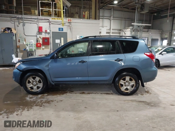 2007 Toyota RAV4 with VIN JTMZK33V575012894, listed as a IAAI auction lot 42001156 with 0 mi miles. Bid and sale history available at carsss.com. Image 14.
