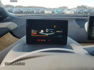2019 BMW i3 z VIN WBY8P4C5XK7E24780, wystawiony jako Copart lot #45212235 z przebiegiem 86 747 mil mil oraz Szkoda całkowita • Salvage title. Historia ofert i sprzedaży dostępna na DreamBid. Obrazek 9.
