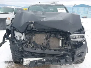 2023 Toyota Tacoma SR5 z VIN 3TMDZ5BN3PM169160, wystawiony jako IAAI lot #41276992 z przebiegiem 5 228 mil mil oraz . Historia ofert i sprzedaży dostępna na DreamBid. Obrazek 13.