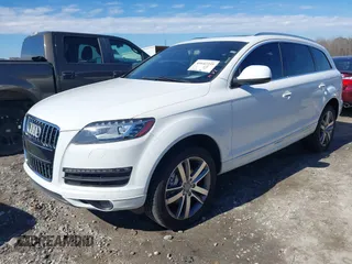 2015 Audi Q7 Premium Plus with VIN WA1LMAFE7FD022860, listed as a IAAI auction lot 41642235 with 202,624 mi miles and . Bid and sale history available at DreamBid. Image 17.