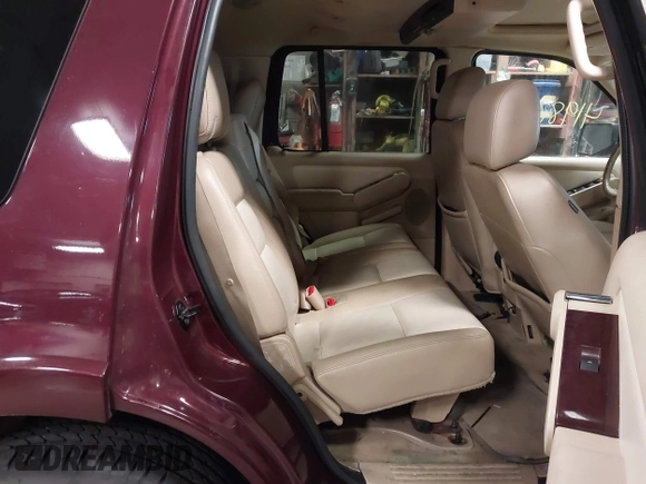 2006 Ford Explorer Limited with VIN 1FMEU75836ZA26528, listed as a IAAI auction lot 41982769 with 205,047 mi miles and . Bid and sale history available at DreamBid. Image 8.