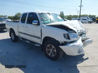 2003 Toyota Tundra SR5 with VIN 5TBRT34113S413221, listed as a IAAI auction lot 41797319 with 162,603 mi miles. Bid and sale history available at carsss.com. Image 1.