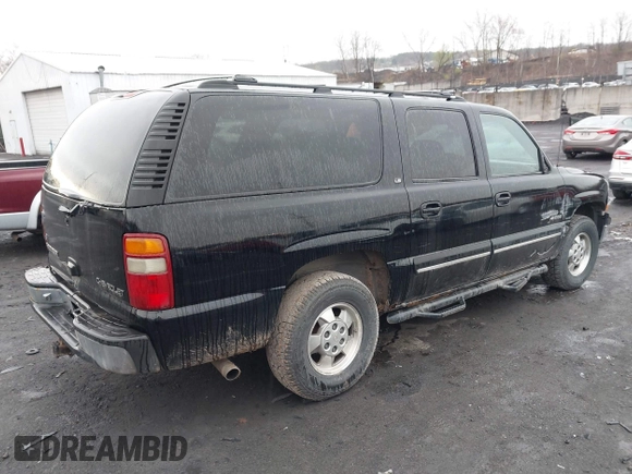 2000 Chevrolet Suburban LT with VIN 3GNFK16T1YG197268, listed as a IAAI auction lot 42026756 with 151,674 mi miles. Bid and sale history available at carsss.com. Image 4.