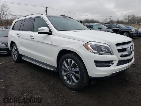 2015 Mercedes-Benz GL with VIN 4JGDF2EE0FA519693, listed as a Copart auction lot 81854063 with 82,137 mi miles. Bid and sale history available at carsss.com. Image 4.