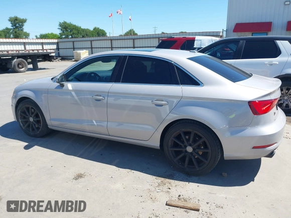 2015 Audi A3 Premium Plus z VIN WAUEFGFF3F1036709, wystawiony jako IAAI lot #42067857 z przebiegiem 109 667 mil mil oraz . Historia ofert i sprzedaży dostępna na DreamBid. Obrazek 14.
