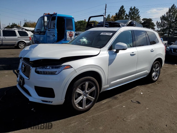 2022 Volvo XC90 Momentum with VIN YV4102PK9N1860873, listed as a Copart auction lot 75567144 with 13,675 mi miles and Salvage Title. Bid and sale history available at carsss.com. Image 1.