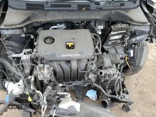 2020 Hyundai Kona SE with VIN KM8K12AAXLU467704, listed as a Copart auction lot 46981715 with 0 mi miles and Salvage Title. Bid and sale history available at carsss.com. Image 12.