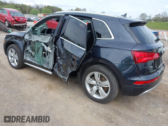 2019 Audi Q5 Premium Plus with VIN WA1BNAFY9K2144483, listed as a IAAI auction lot 41898239 with 54,676 mi miles. Bid and sale history available at carsss.com. Image 3.