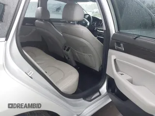2018 Hyundai Sonata SEL with VIN 5NPE34AF0JH696872, listed as a IAAI auction lot 41070305 with 121,000 mi miles and . Bid and sale history available at DreamBid. Image 8.