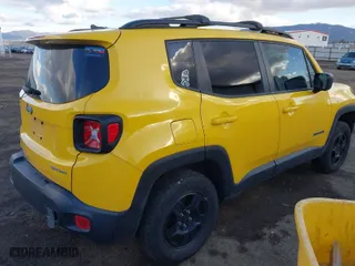 2016 Jeep Renegade Sport with VIN ZACCJBAT6GPD13928, listed as a IAAI auction lot 41728951 with 121,108 mi miles. Bid and sale history available at carsss.com. Image 4.