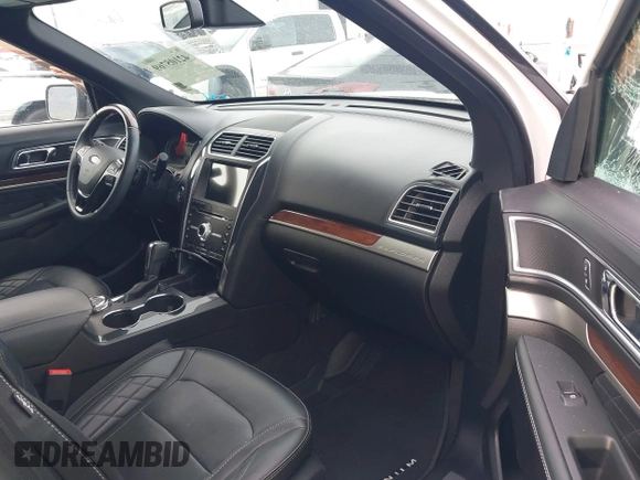 2018 Ford Explorer Platinum z VIN 1FM5K8HT1JGA62332, wystawiony jako IAAI lot #42105769 z przebiegiem 86 159 mil mil oraz . Historia ofert i sprzedaży dostępna na DreamBid. Obrazek 5.