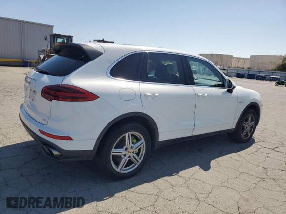 2016 Porsche Cayenne S E-Hybrid with VIN WP1AE2A25GLA61353, listed as a Copart auction lot 59821105 with 98,905 mi miles and Clean title. Bid and sale history available at DreamBid. Image 3.