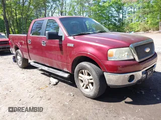 2006 Ford F-150 XLT with VIN 1FTPW14506FB81826, listed as a IAAI auction lot 42142287 with 136,768 mi miles. Bid and sale history available at carsss.com. Image 1.