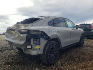 2021 Porsche Cayenne S z VIN WP1BB2AY0MDA46248, wystawiony jako Copart lot #38243632 z przebiegiem 13 273 mil mil oraz . Historia ofert i sprzedaży dostępna na DreamBid. Obrazek 4.