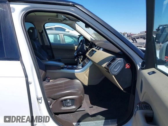 2016 Land Rover Range Rover Sport HSE with VIN SALWR2KF7GA643164, listed as a IAAI auction lot 41851283 with 158,978 mi miles and . Bid and sale history available at DreamBid. Image 5.