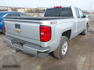 2018 Chevrolet Silverado 1500 LT with VIN 1GCVKREH9JZ362330, listed as a IAAI auction lot 40738418 with 77,814 mi miles. Bid and sale history available at carsss.com. Image 4.