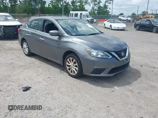 2018 Nissan Sentra SV with VIN 3N1AB7AP1JL635805, listed as a IAAI auction lot 42133147 with 140,500 mi miles. Bid and sale history available at carsss.com. Image 1.