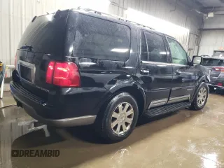 2004 Lincoln Navigator Luxury with VIN 5LMFU28R74LJ40461, listed as a Copart auction lot 86519864 with 287,264 mi miles and Salvage Title. Bid and sale history available at carsss.com. Image 3.