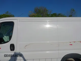 2017 Ram ProMaster Cargo with VIN 3C6TRVNGXHE509898, listed as a IAAI auction lot 40422460 with 191,912 mi miles. Bid and sale history available at carsss.com. Image 14.
