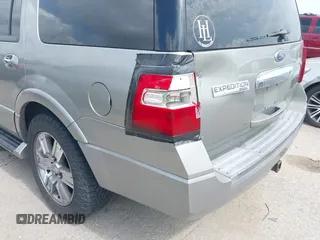 2008 Ford Expedition Limited с VIN 1FMFU19508LA25294, выставлен на аукционе IAAI как лот 42466290 с пробегом 248 313 миль миль и . История ставок и продаж доступна на DreamBid. Изображение 12.