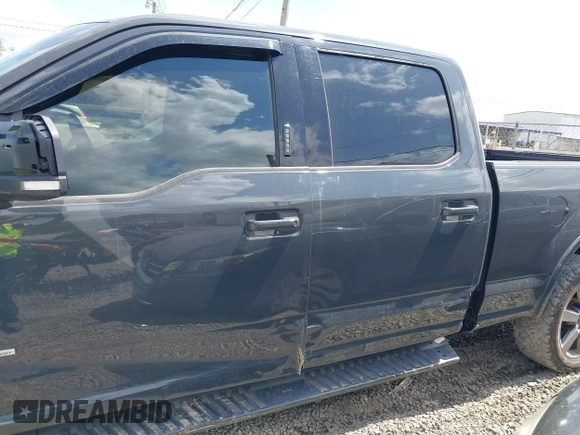 2017 Ford F-150 XL with VIN 1FTFW1EG2HFB69725, listed as a IAAI auction lot 41913250 with 168,478 mi miles. Bid and sale history available at carsss.com. Image 14.