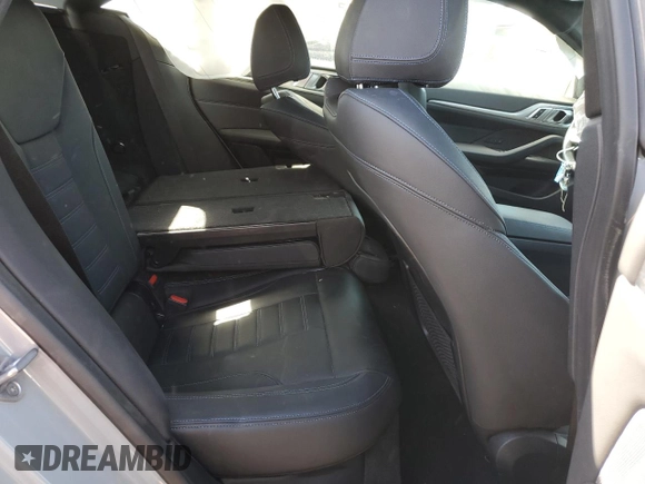 2022 BMW 4 Series M440i xDrive with VIN WBA13AW0XNFM27700, listed as a Copart auction lot 48406425 with Not provided miles and Salvage title. Bid and sale history available at DreamBid. Image 10.