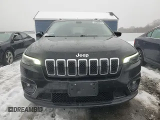 2019 Jeep Cherokee Latitude with VIN 1C4PJMCB4KD283403, listed as a Copart auction lot 44986255 with 132,747 mi miles and Salvage Title. Bid and sale history available at carsss.com. Image 5.