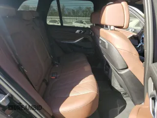2024 BMW X5 M60i with VIN 5UX33EU03R9U82028, listed as a Copart auction lot 82224164 with 35,747 mi miles and Salvage Title. Bid and sale history available at carsss.com. Image 10.